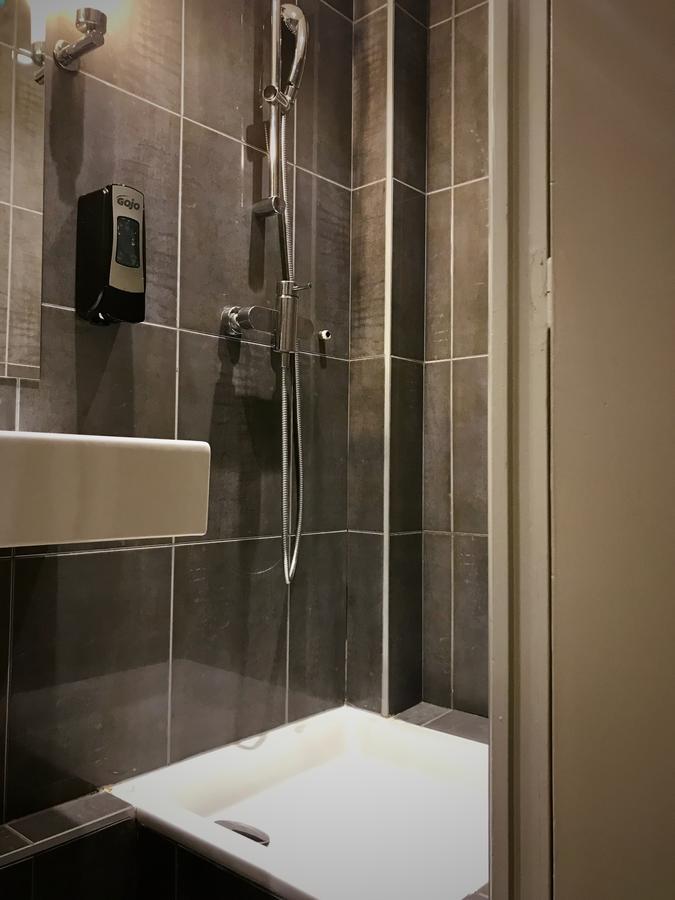 Double Room,1533673216:JPEG